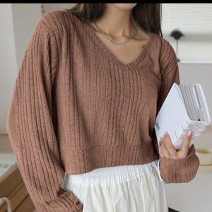 DAZY bishop sleeve crop tee